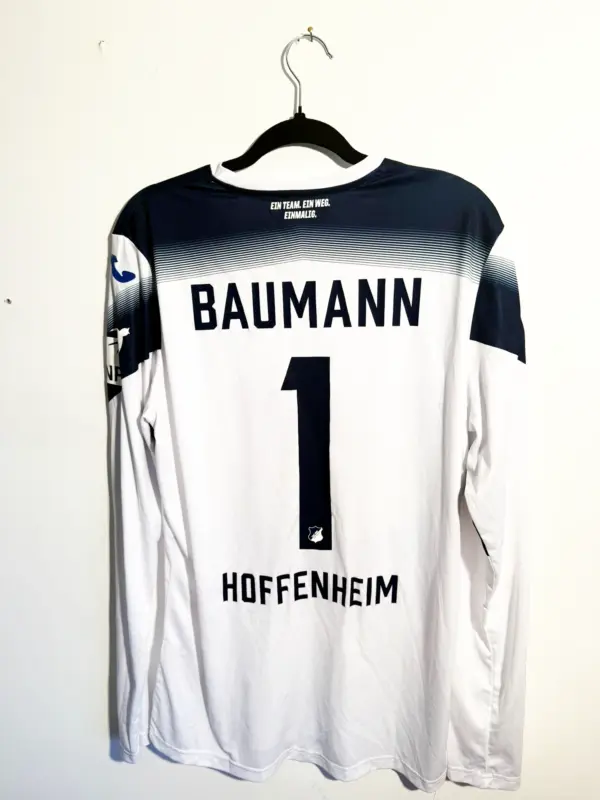 Oliver Baumann